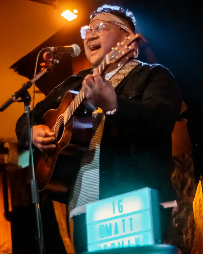 Matt Hermano performing live